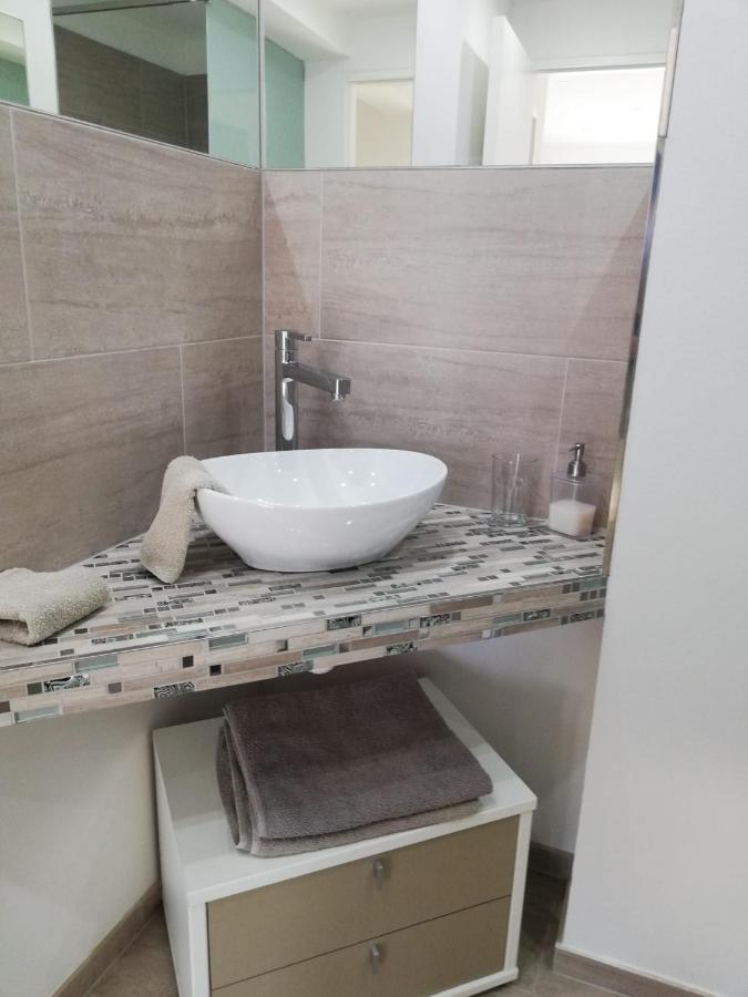 Apartmani Deluxe ยาเซนิเซ ภายนอก รูปภาพ